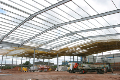 ‘Hit-and-miss’ multi-bay building during construction