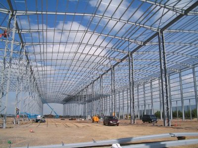 Purlins and side rails on a portal frame (Image courtesy of Caunton Engineering Ltd.)
