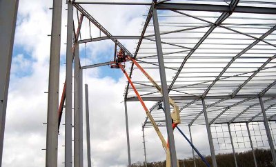 520’s frame was erected in ten weeks