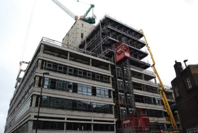 Steelwork offered a lighter solution for the new upper floors and reduced the need for deeper foundations