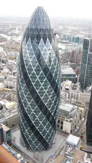 Swiss Re building – an iconic building on London’s skyline