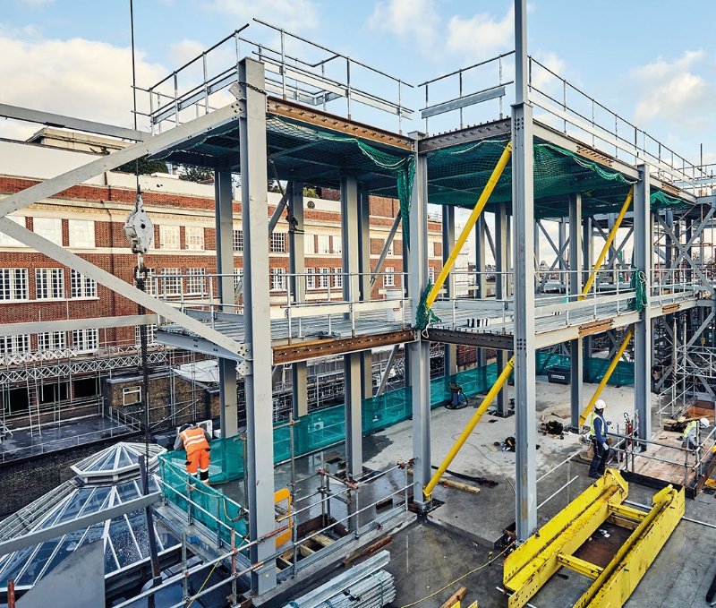 Erection work was challenging as the steel frame abuts the adjacent London Underground lines
