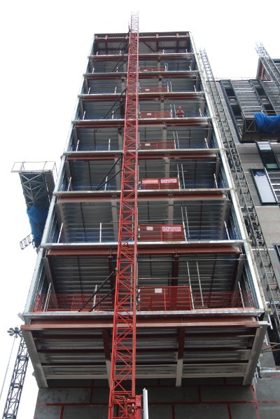 One of the structure's two cantilevers