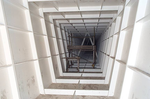 Internal stiffening in a small steel box girder