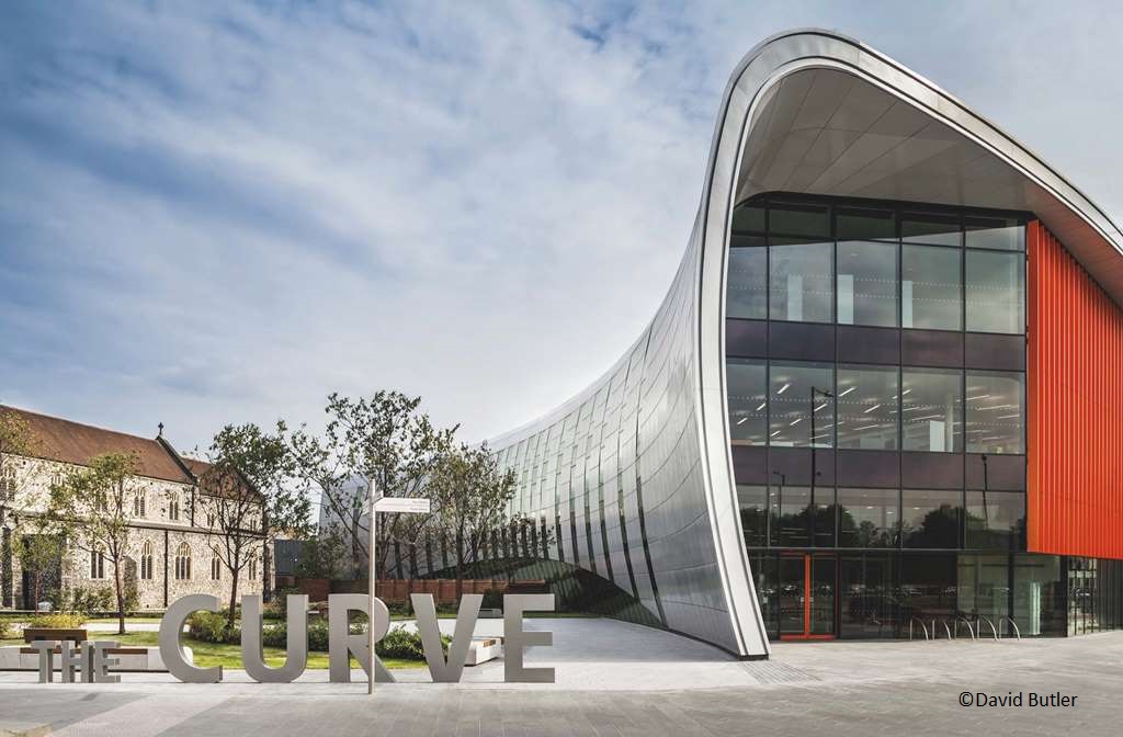 The Curve, Slough