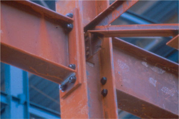 Moment resisting rigid frame