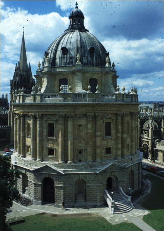 The Radcliffe Camera in Oxford is typical of the type of structurally massive building which does not overheat, even in the hottest summers
