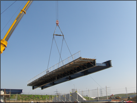 Erection of girders complete with cantilever falsework and formwork&lt;br&gt;&#39;&#39;(Image courtesy of Mabey Bridge Ltd.)&#39;&#39;