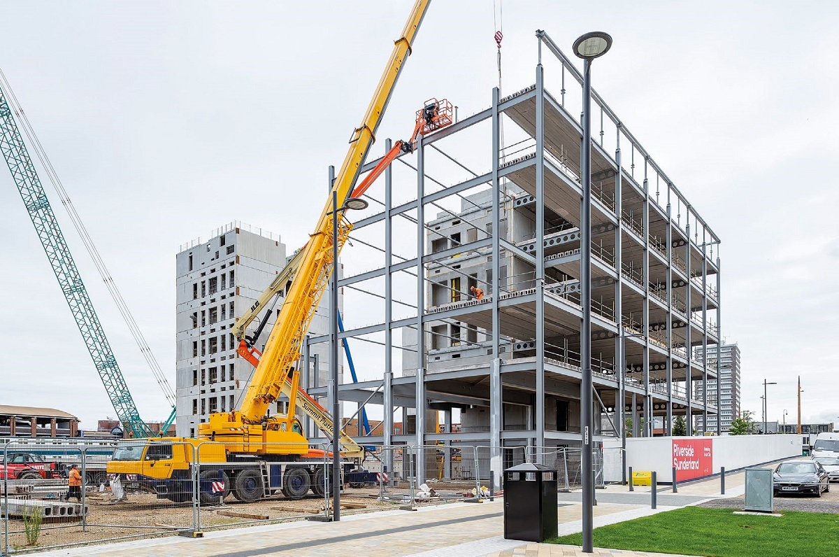 Each of the two office blocks is arranged around a centrally-positioned core
