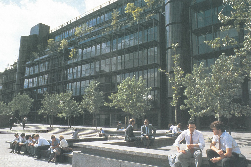 &lt;a href=&quot;/media/serve/7581cb17-85f0-48d3-9c0a-489d3830b3f3&quot;&gt;1 Finsbury Avenue, London EC2&lt;/a&gt;