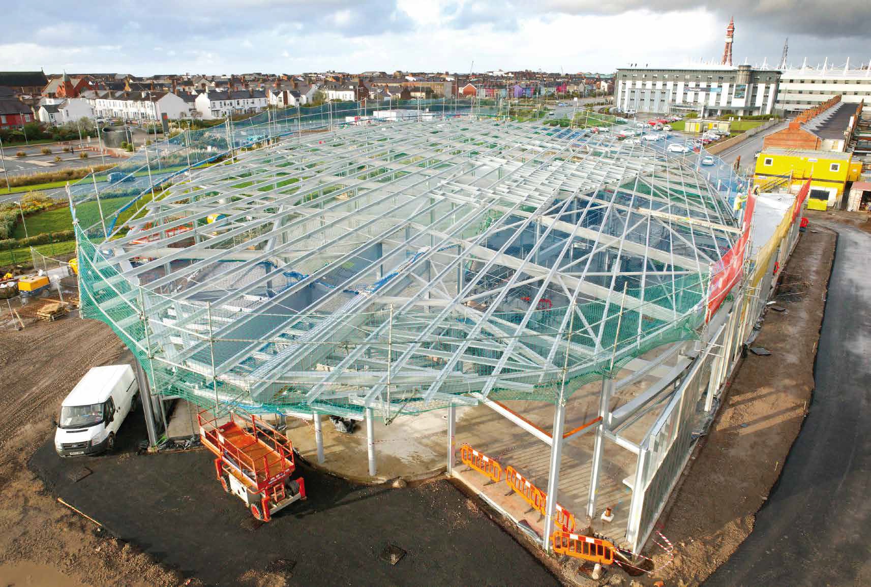 The shape of the school’s roof was inspired by the nearby coast