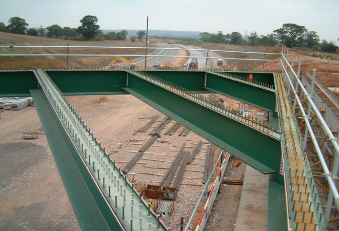 Cross girders at skewed end support