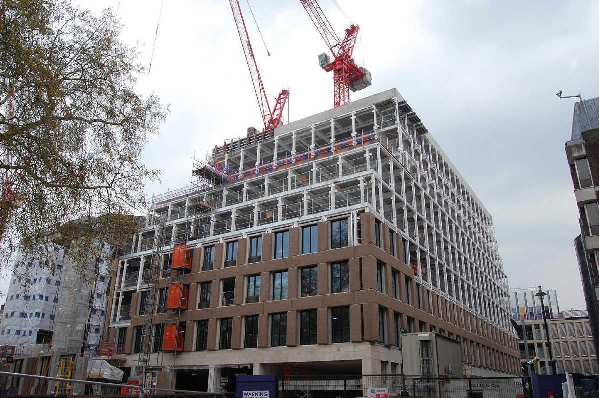 18 Hanover Square represents the scheme's main element