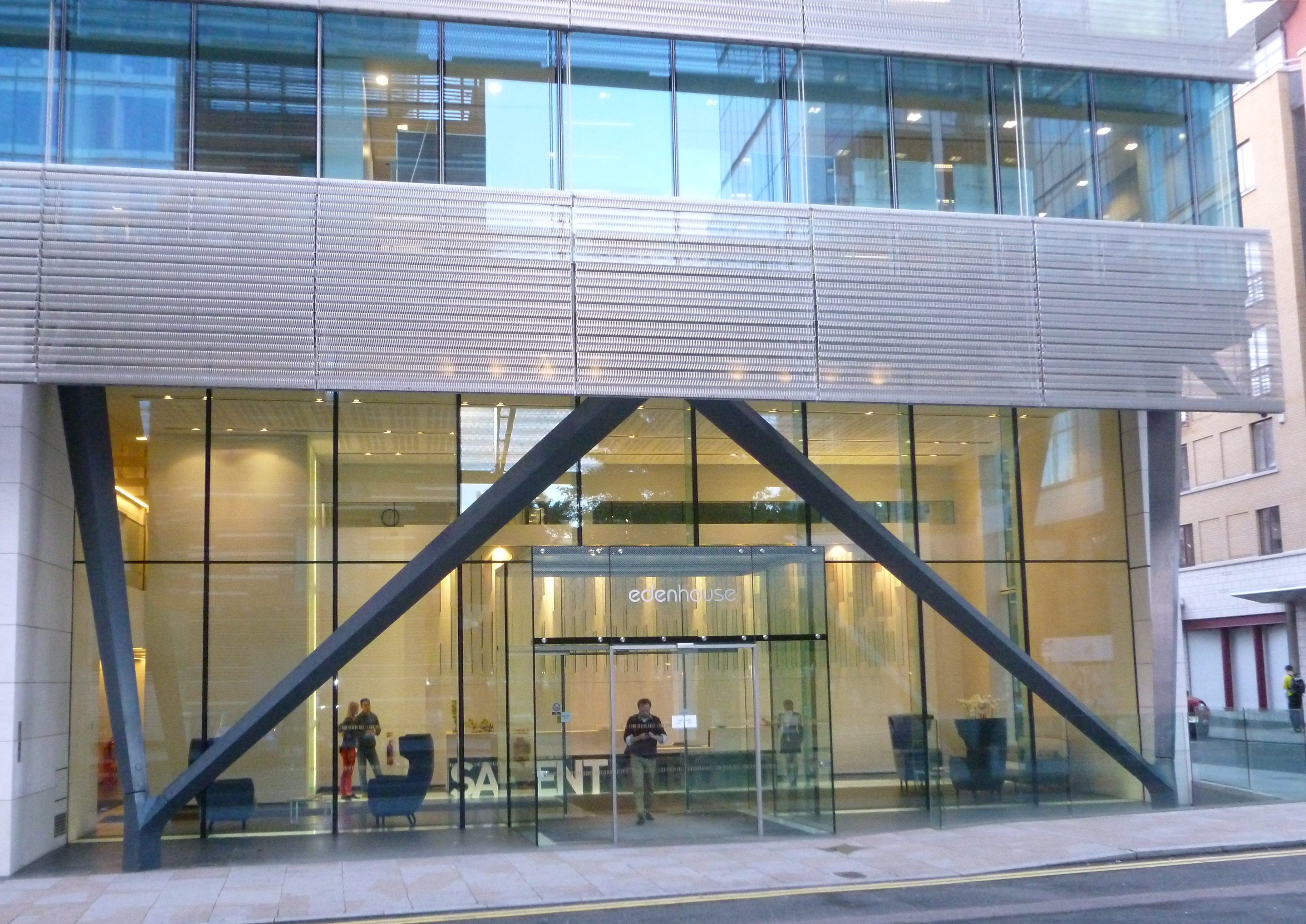 Use of woven stainless steel as solar shading, London