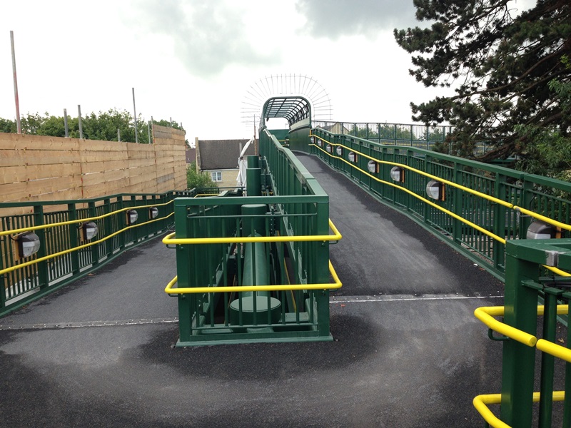 Scissor ramp (Image courtesy of Briton Fabricators Ltd.)