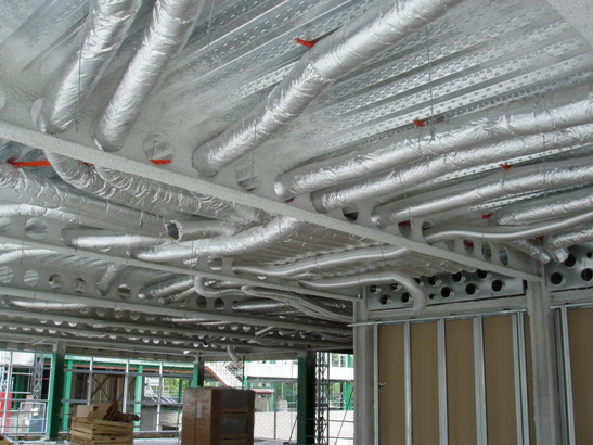 Service routing for localised temperature control though regular web openings