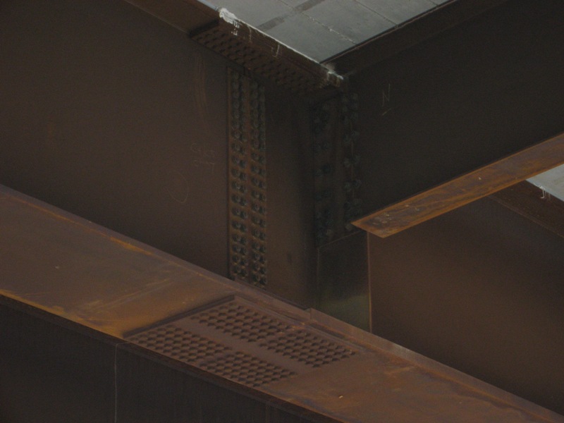 Bolted connections on a weathering steel bridge