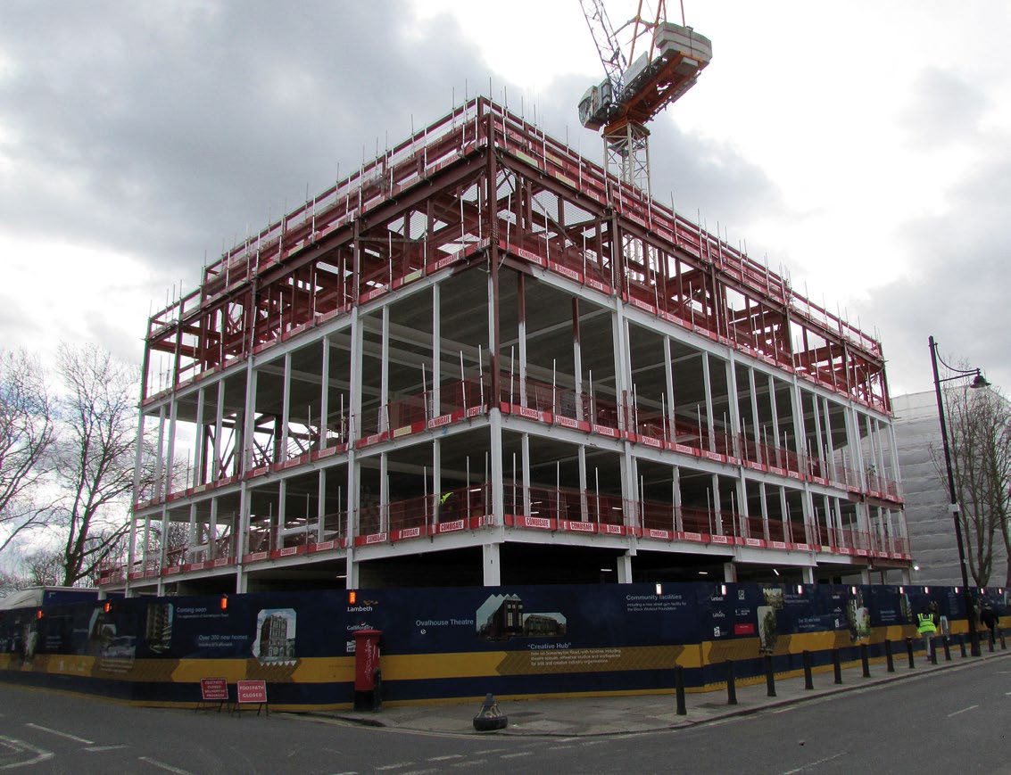 The design incorporates a steel braced frame, with much of the bracing located in the cores