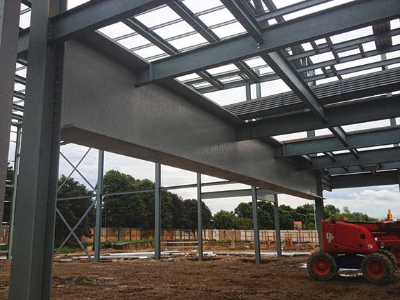 A 21m long fabricated beam has been installed within the cinema’s entrance area