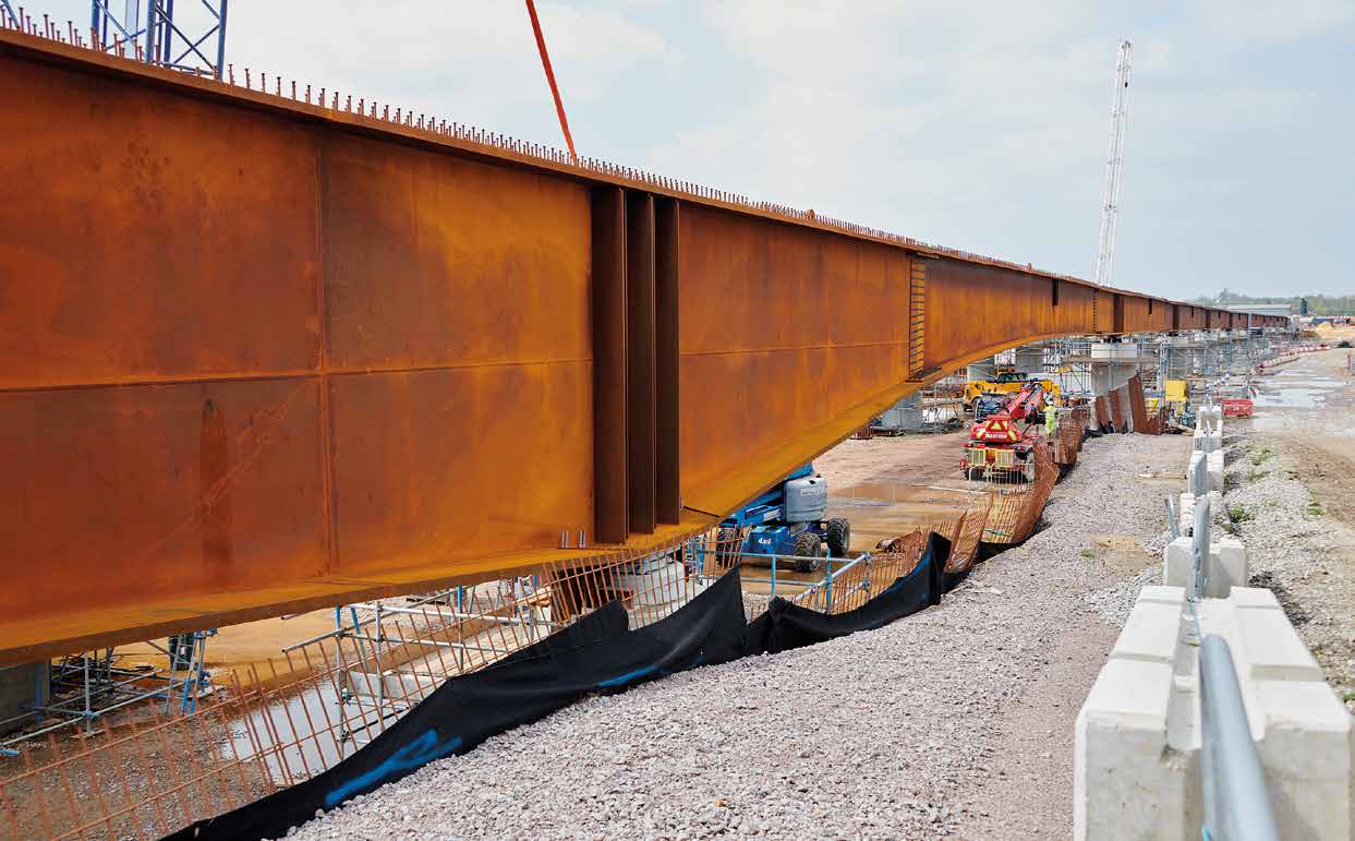 All structures over 40m long are being built with steel