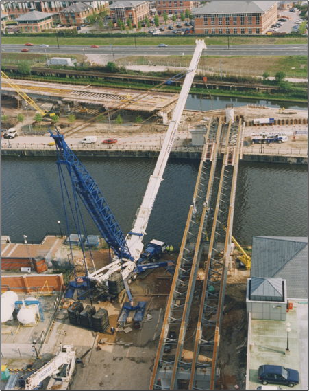 Manchester Ship Canal – Manchester Metro Link (Image courtesy of Mabey Bridge Ltd.)