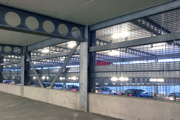 Cellular beams with pre-cast concrete units (Image courtesy of Kloeckner Metals UK Westok)