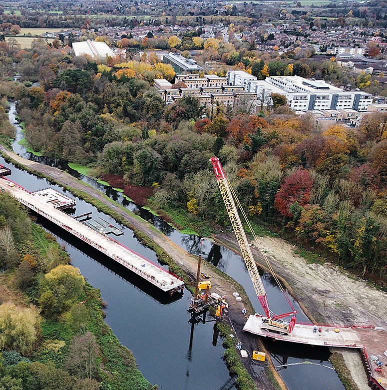 One of the final modules is lifted into place to complete a jetty