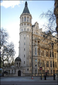Durable steel buildings - National Liberal Club in London (1887)
