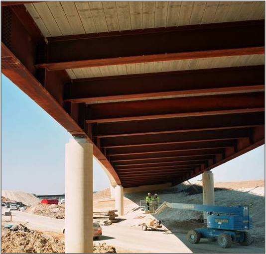 Typical bracing on a ladder deck&lt;br&gt;&#39;&#39;A34/M4 Junction 13, Chieveley&#39;&#39;