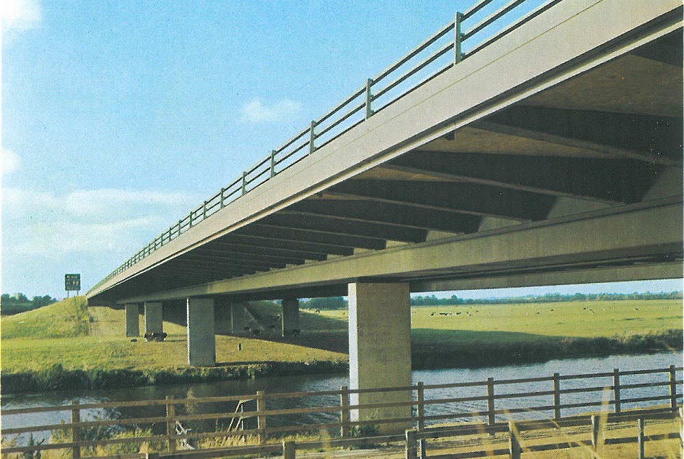 Bredon Bridges, M5 Motorway