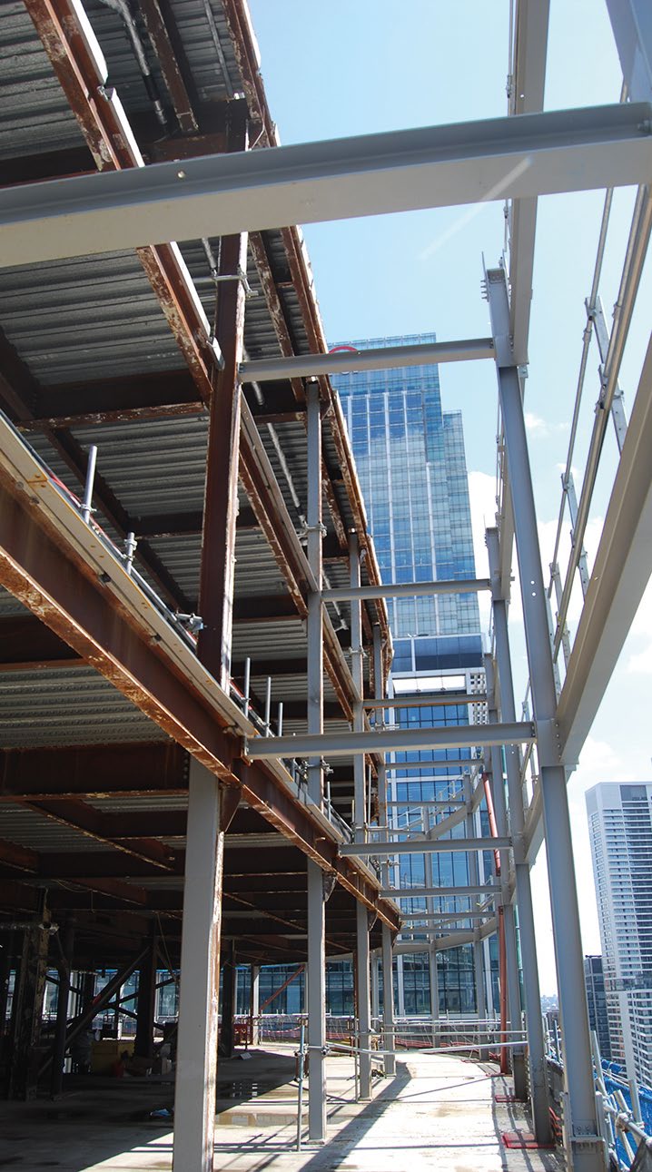 Replacing an eighth-floor terrace, new steelwork has been used to extend the building&#39;s office space