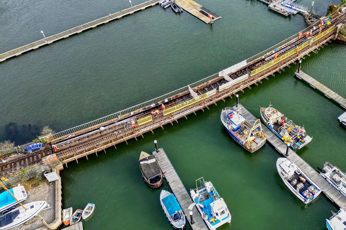 &lt;a href=&quot;/media/serve/e4de2d42-9e25-4fb4-a9de-07094147a0cd&quot;&gt;Lymington Viaduct, Hampshire&lt;/a&gt;