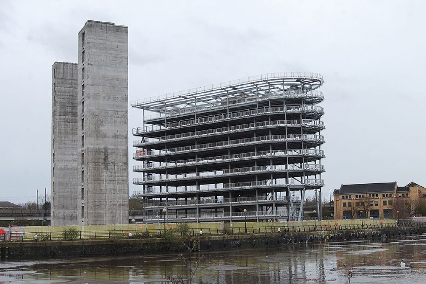 The two cores for Block B were installed early in the programme