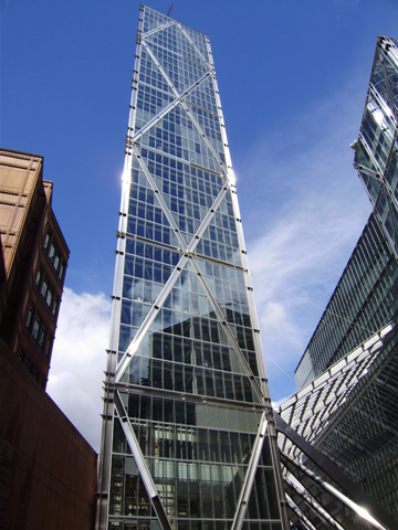 Broadgate Tower London spans over railway lines