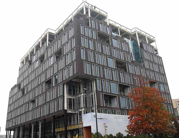 Steel has allowed cantilevers and architectural set-backs to be incorporated into the design