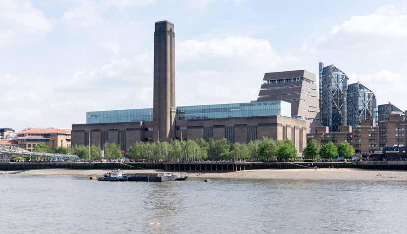 The extension tower sits behind the existing Tate Modern building