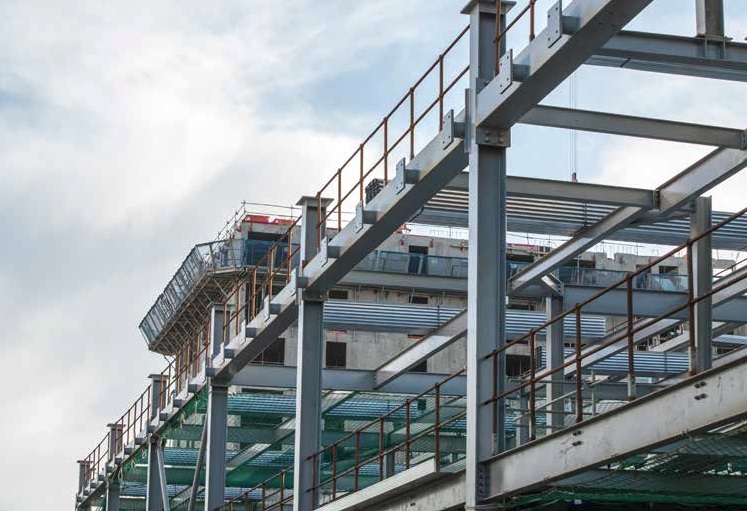 Base plates were installed with the main frame in readiness for the screen