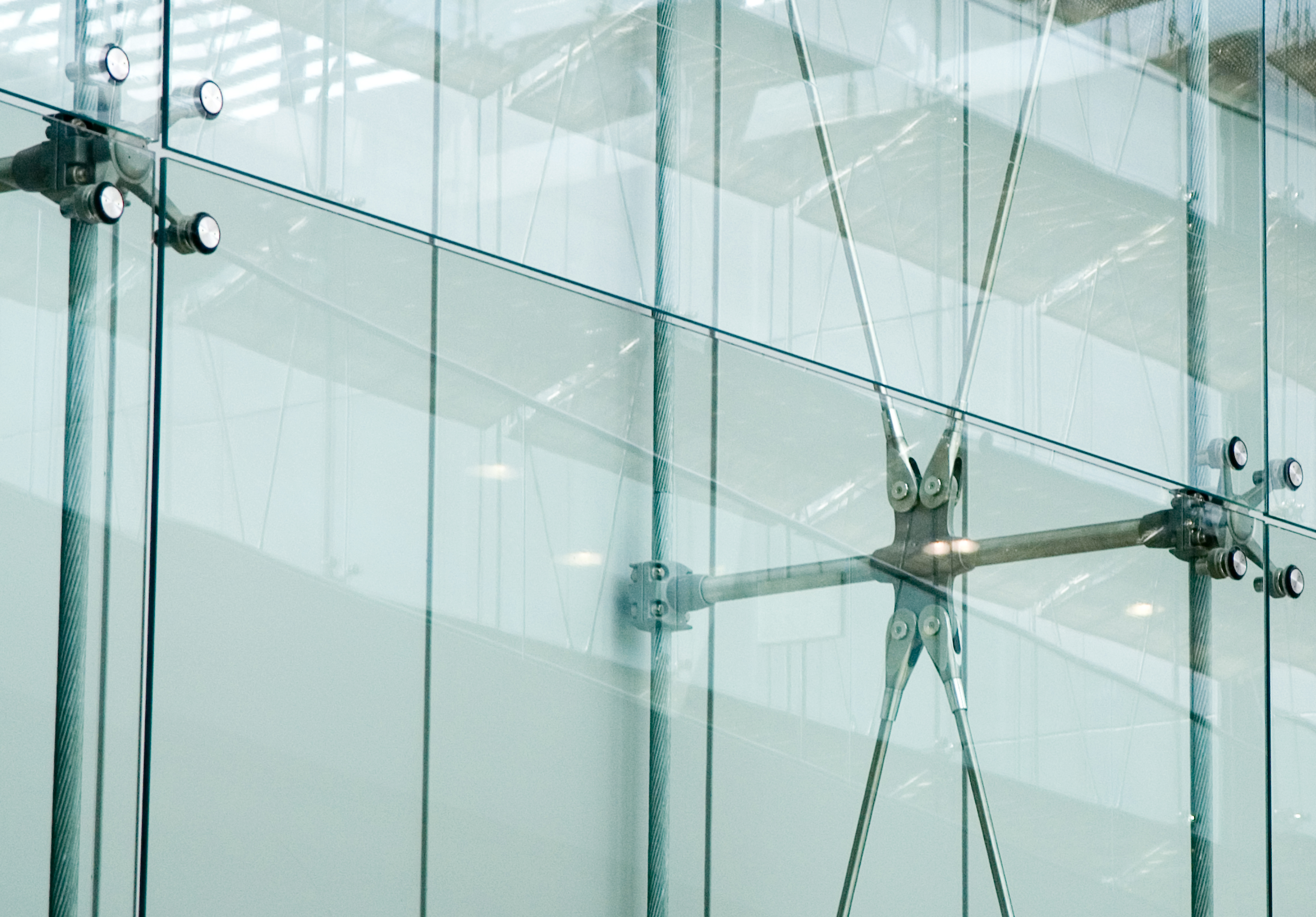 Cable mullions at Changi Airport&lt;Br&gt;&#39;&#39;(Image courtesy of Arup)&#39;&#39;