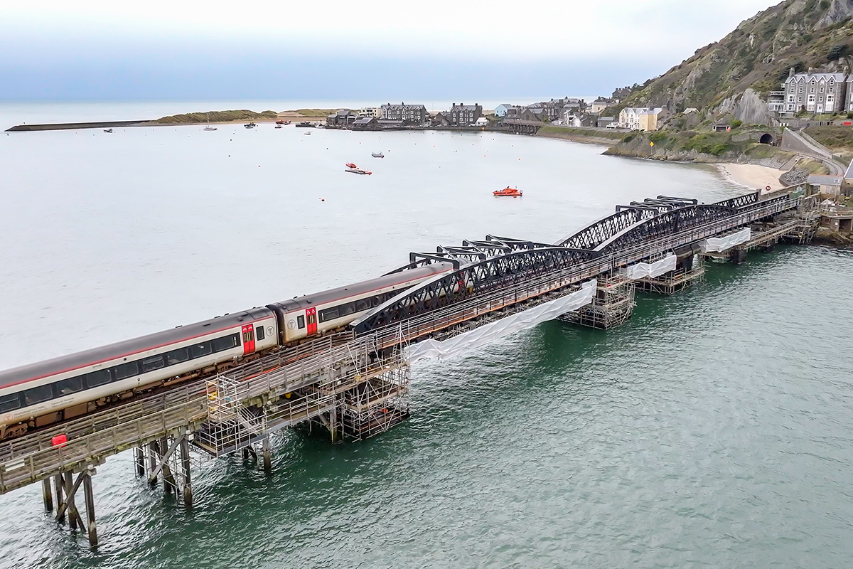 &lt;a href=&quot;/media/serve/e084f606-2e6c-4173-a721-17f7804de303&quot;&gt;Barmouth Viaduct Metallic Spans Replacement, Wales&lt;/a&gt;