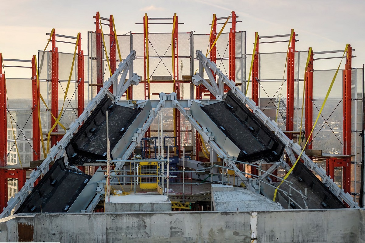 The Halo roof structure reaches a peak 7m above level 25