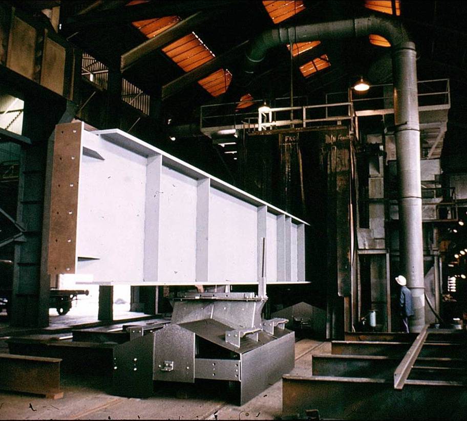 Automatic blast cleaning