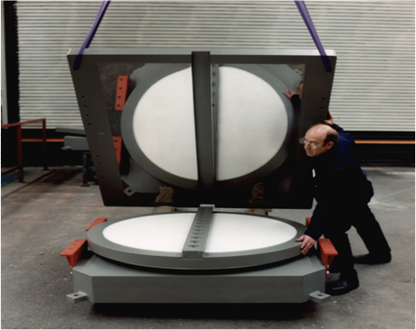 Spherical bearing with sliding guided element