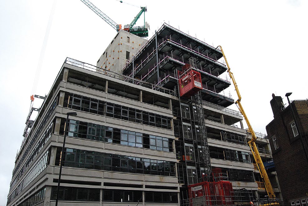 Steelwork offered a lighter solution for the new upper floors and reduced the need for deeper foundations